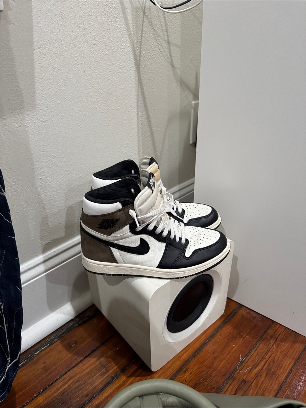 Nike Air Jordan 1 High White Black Brown Sneakers